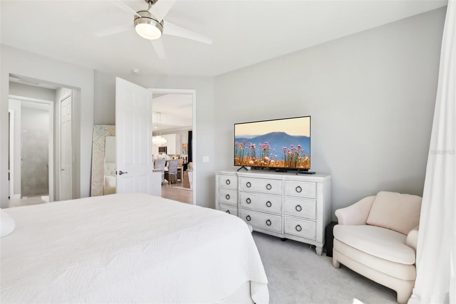 UNIVERSITY VILLAGE - Residential