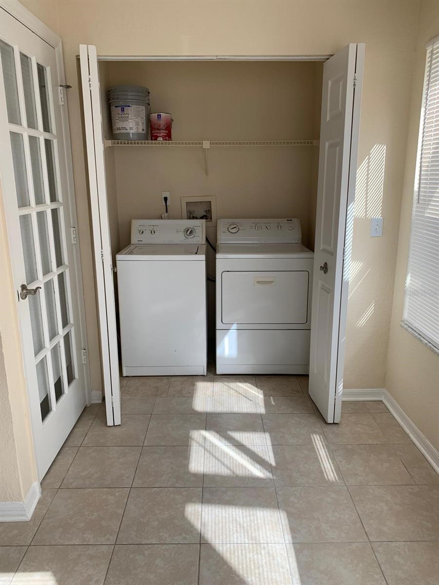 RESIDENCES/MILLENIA - Residential Lease