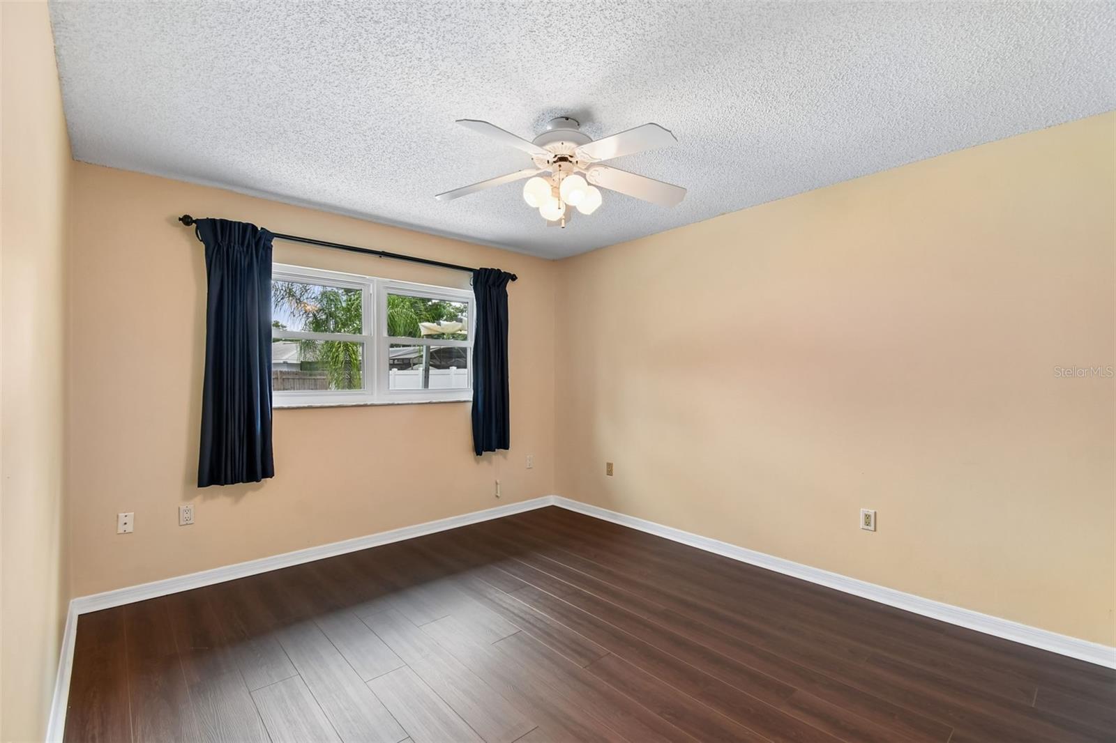 SAND LAKE HILLS SEC 03 - Residential