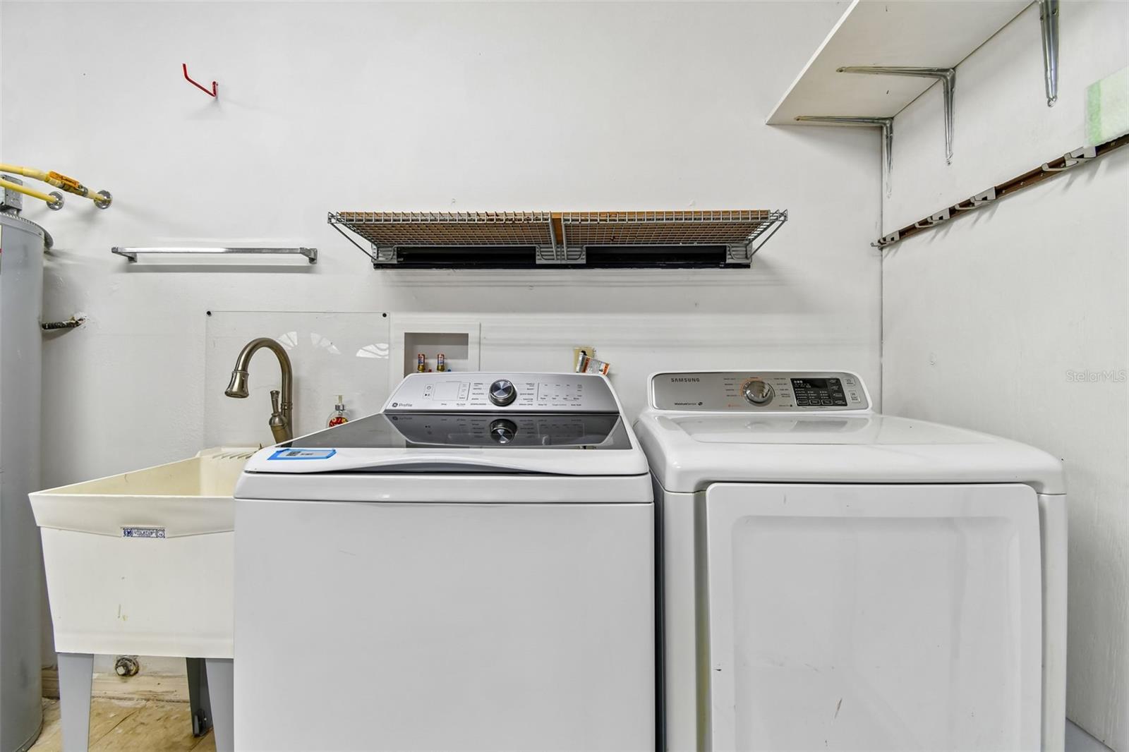 SAND LAKE HILLS SEC 03 - Residential