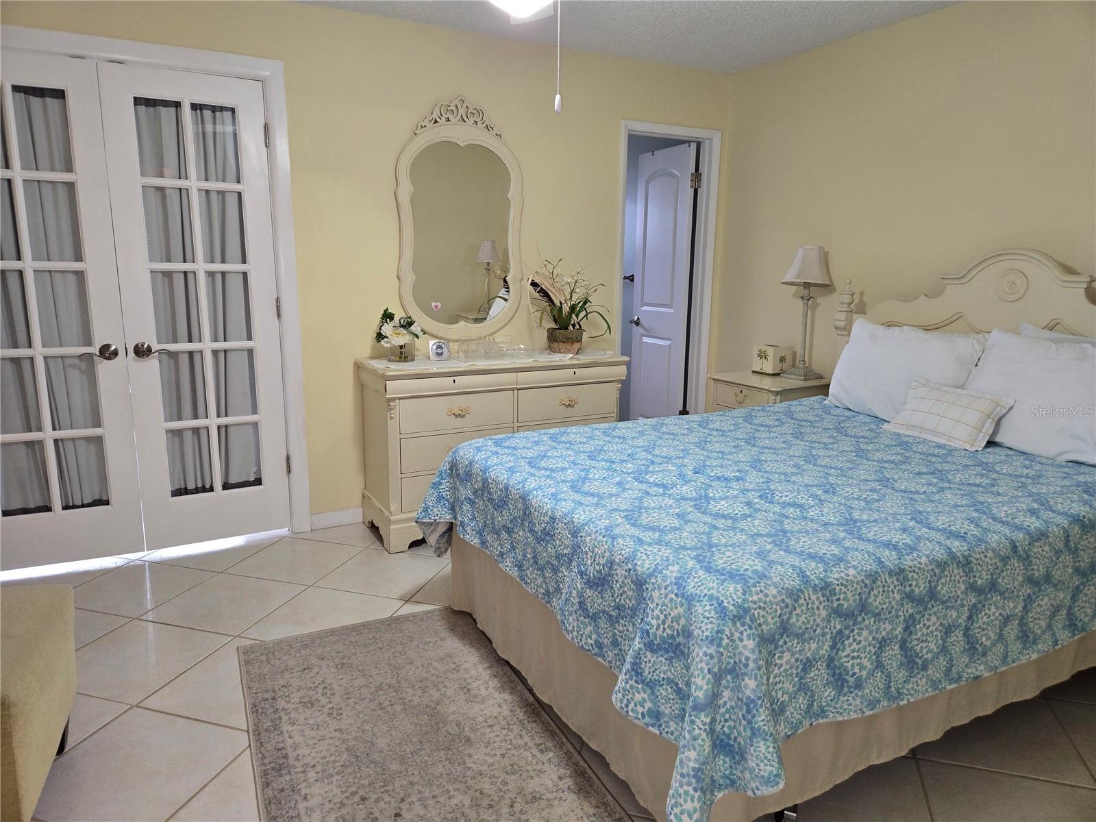 TOWN SHORES OF GULFPORT - Residential Lease
