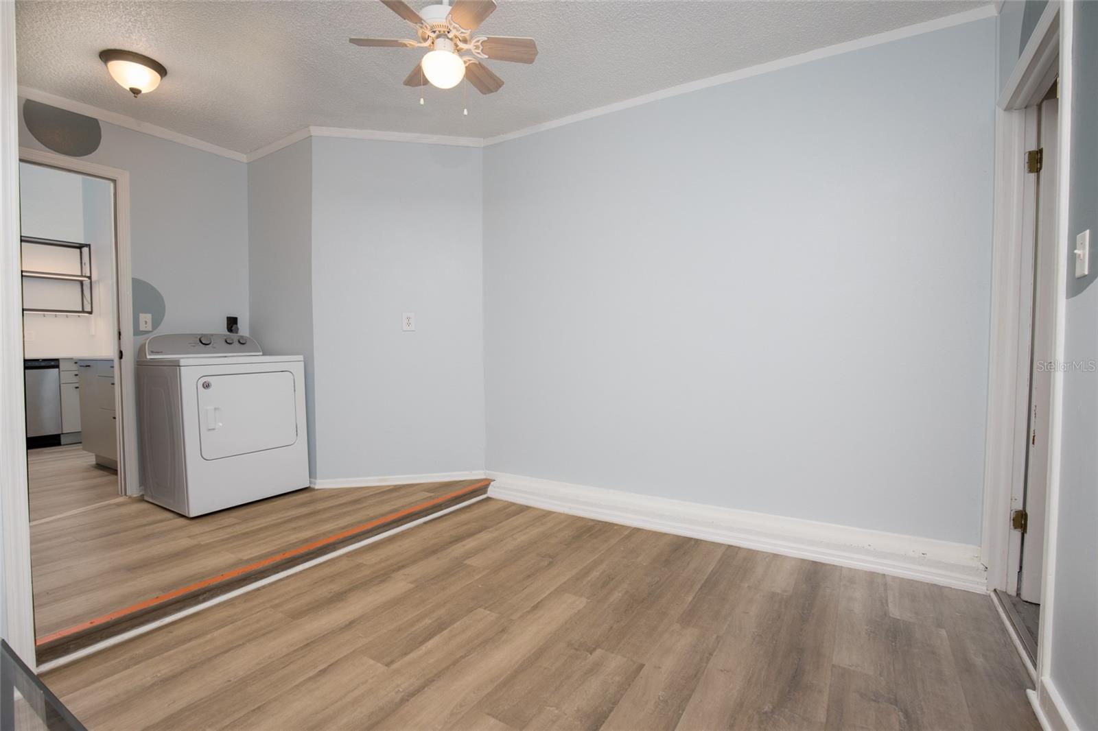 CLOVERPLACE CONDO - Residential