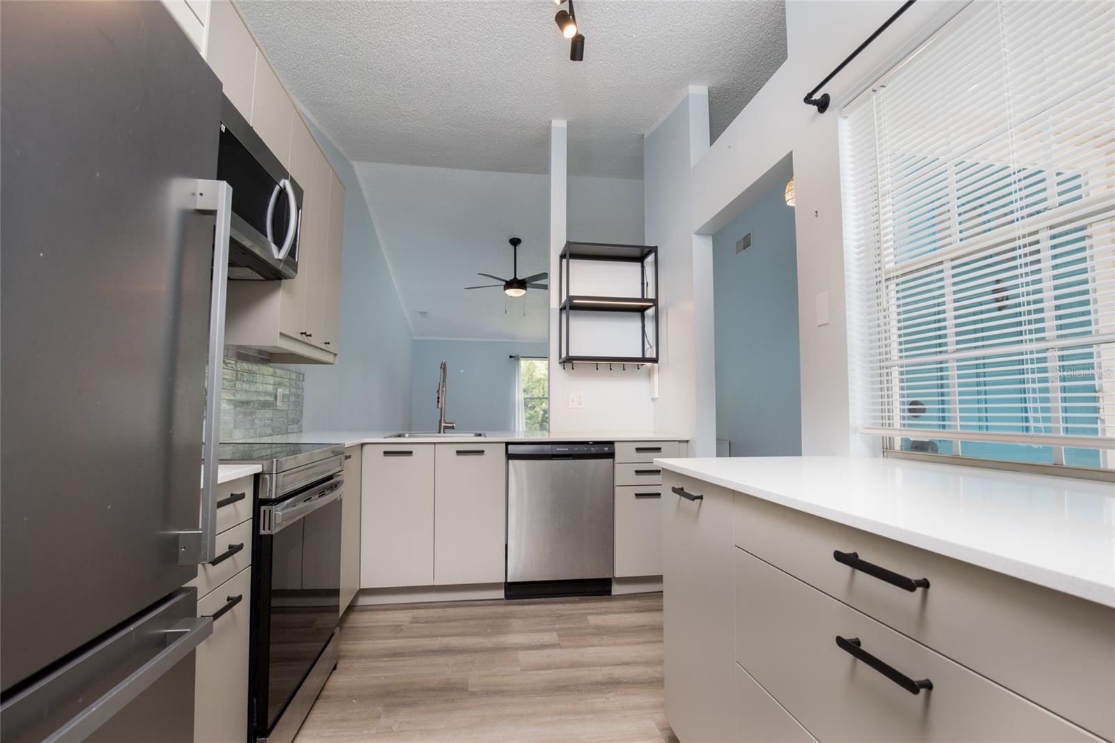 CLOVERPLACE CONDO - Residential