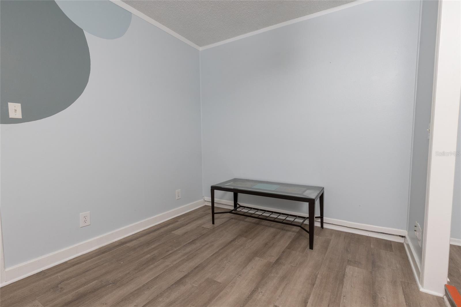 CLOVERPLACE CONDO - Residential