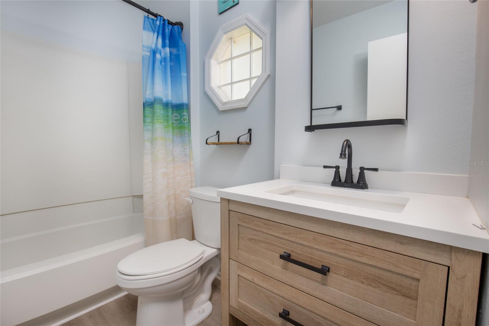 CLOVERPLACE CONDO - Residential