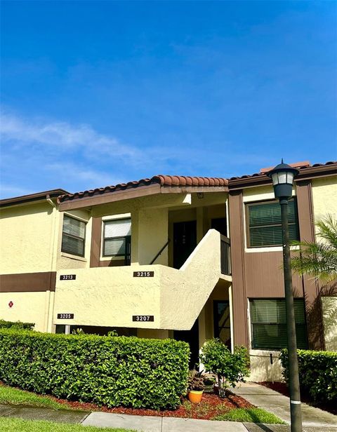 3207 WESTRIDGE BOULEVARD 104 ORLANDO FL 32822