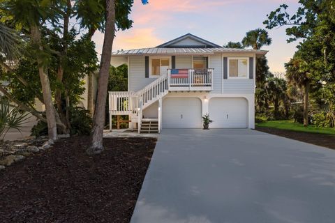 221 ISLAND CIRCLE SARASOTA FL 34242