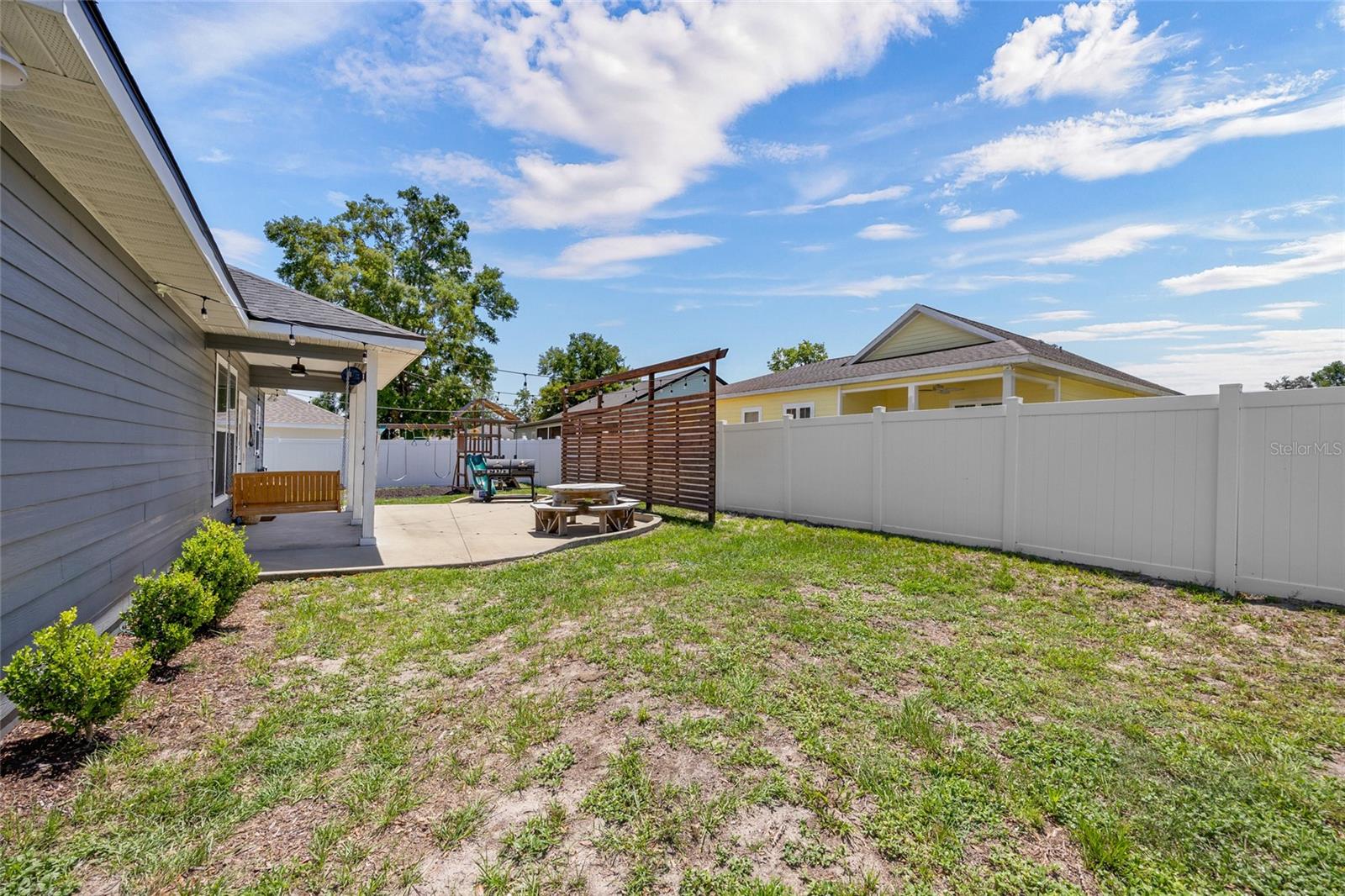 SPANISH GATES - Residential