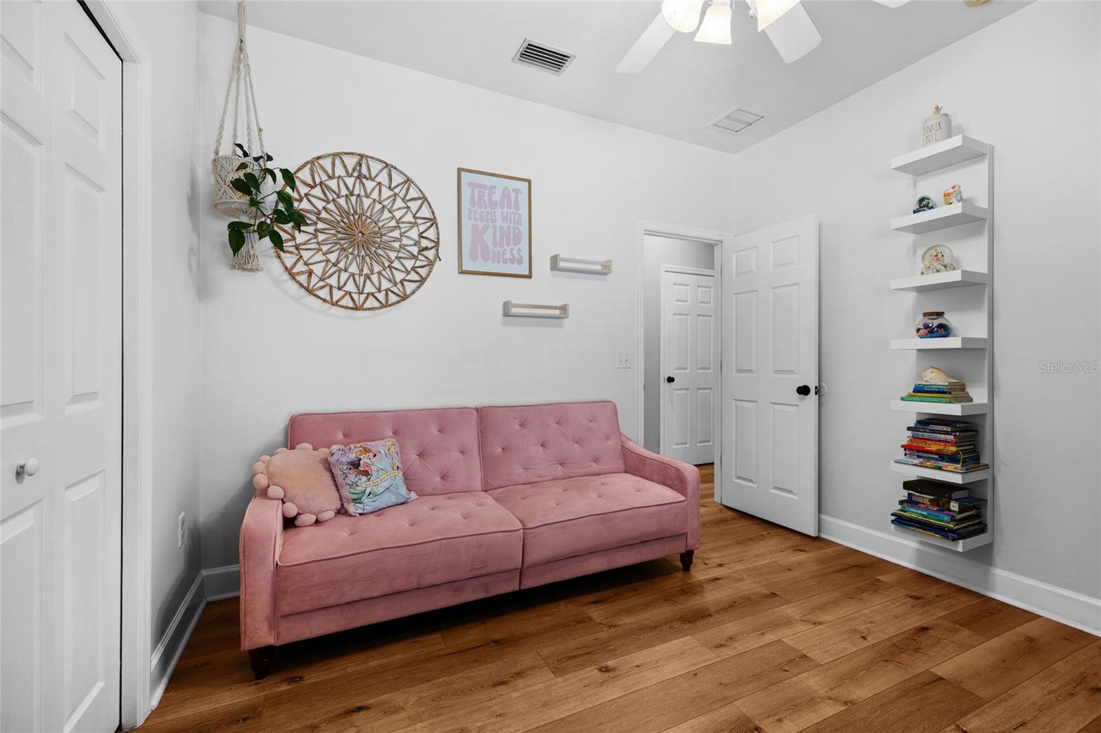 SPANISH GATES - Residential