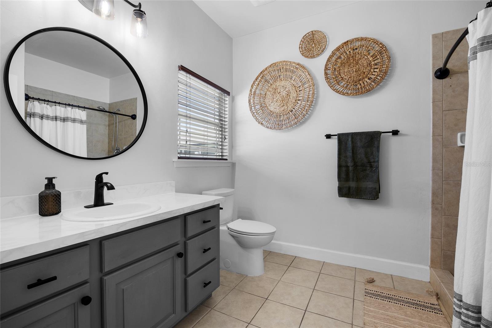 SPANISH GATES - Residential