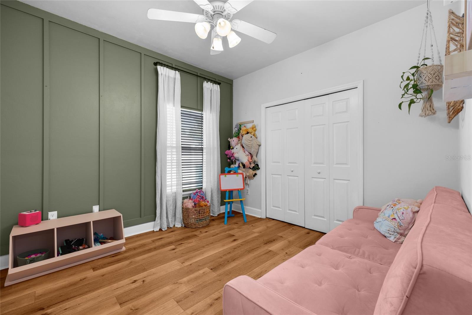 SPANISH GATES - Residential