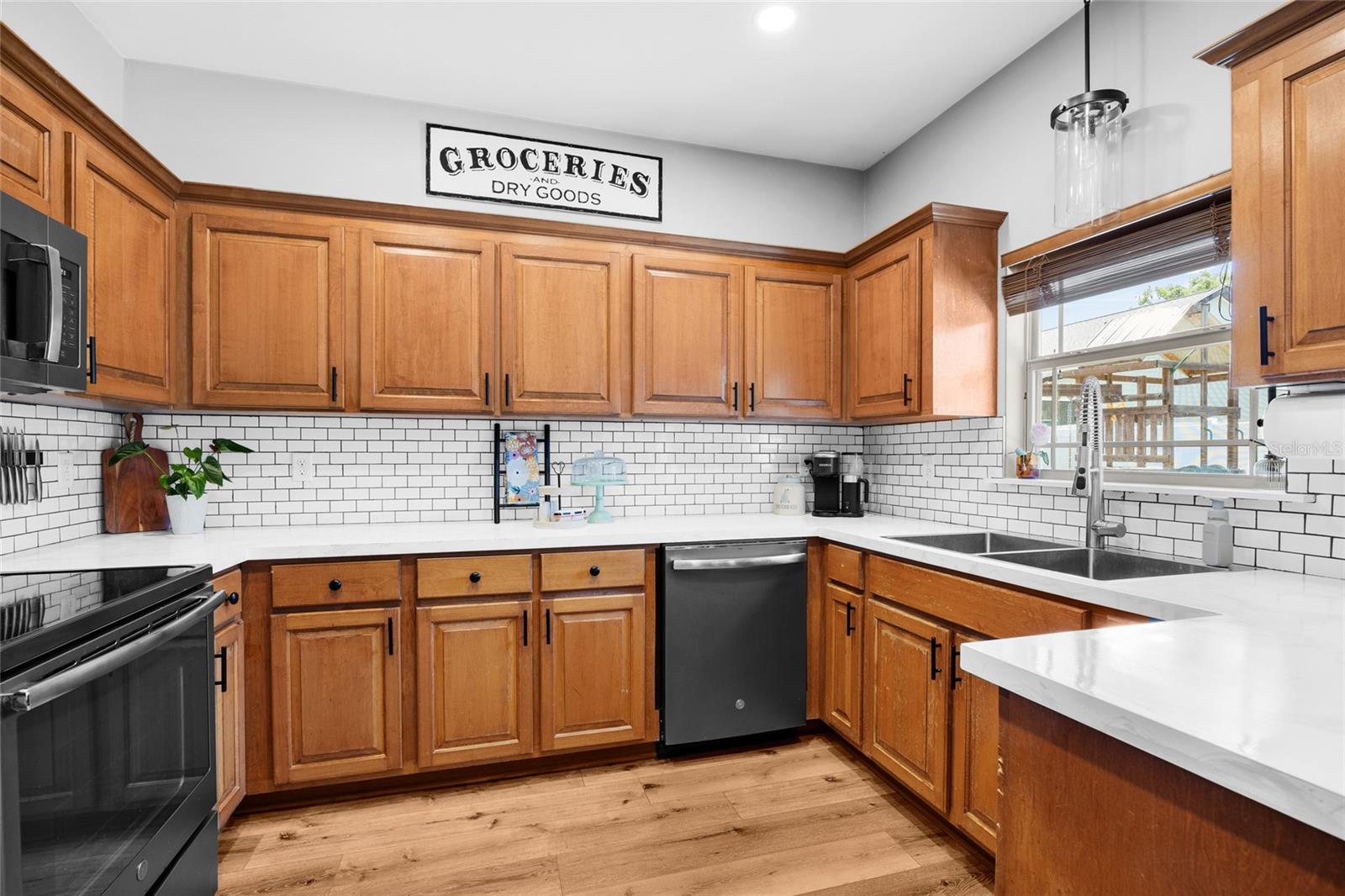 SPANISH GATES - Residential