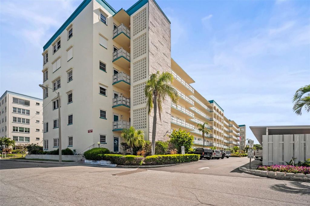 Photo of 2960 59th Street S #615, Gulfport, FL 33707 (MLS # TB8370642)