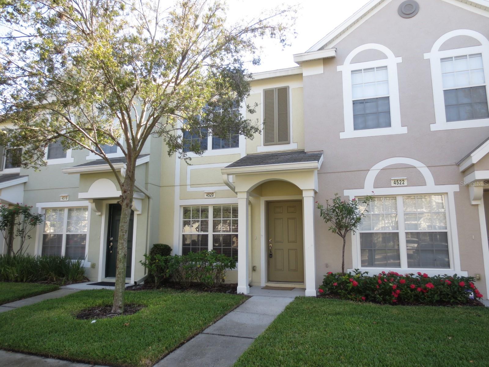 Riverview- Valhalla of Brandon Pointe - This 2-story townhome has a 2-bedroom, 2.5-bathroom, and approx. 1,000 SQ FT of living space. Conveniently located near I-75 and Bloomingdale Avenue. This home features spacious rooms with a half bath downstairs. The flooring includes ceramic tile and carpet. The kitchen includes a side-by-side refrigerator, a flat-top range, a dishwasher, and a microwave. The master bedroom has a walk-in closet and the master bath has his and her bathroom sinks, a garden tub, and a separate shower. Mini blinds and ceiling fans. The washer and dryer are located upstairs. Enjoy the community pool or set in the screened porch and enjoy the lake view.