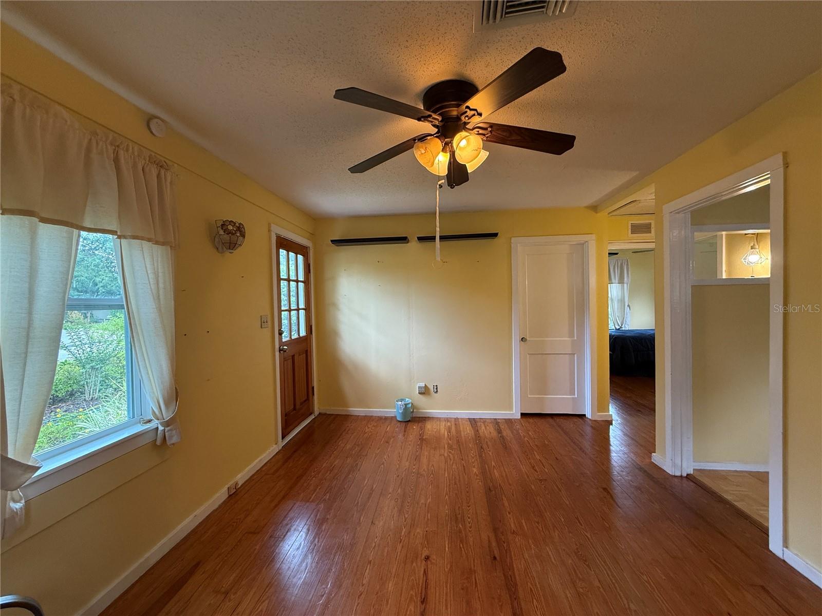 125 RIO VISTA DRIVE