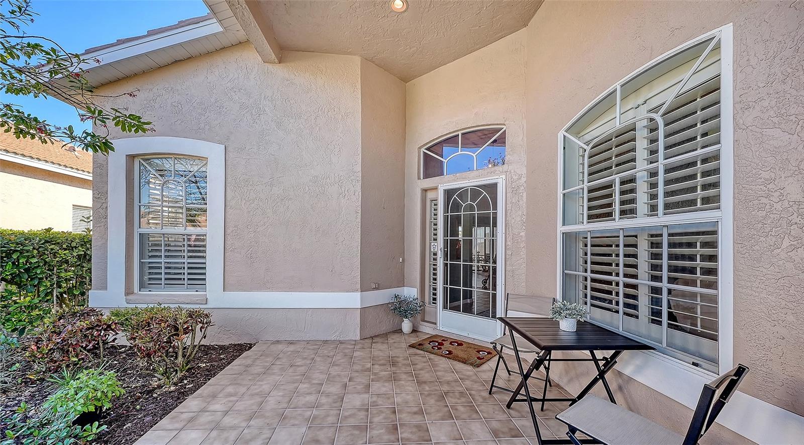 9447 FOREST HILLS CIRCLE