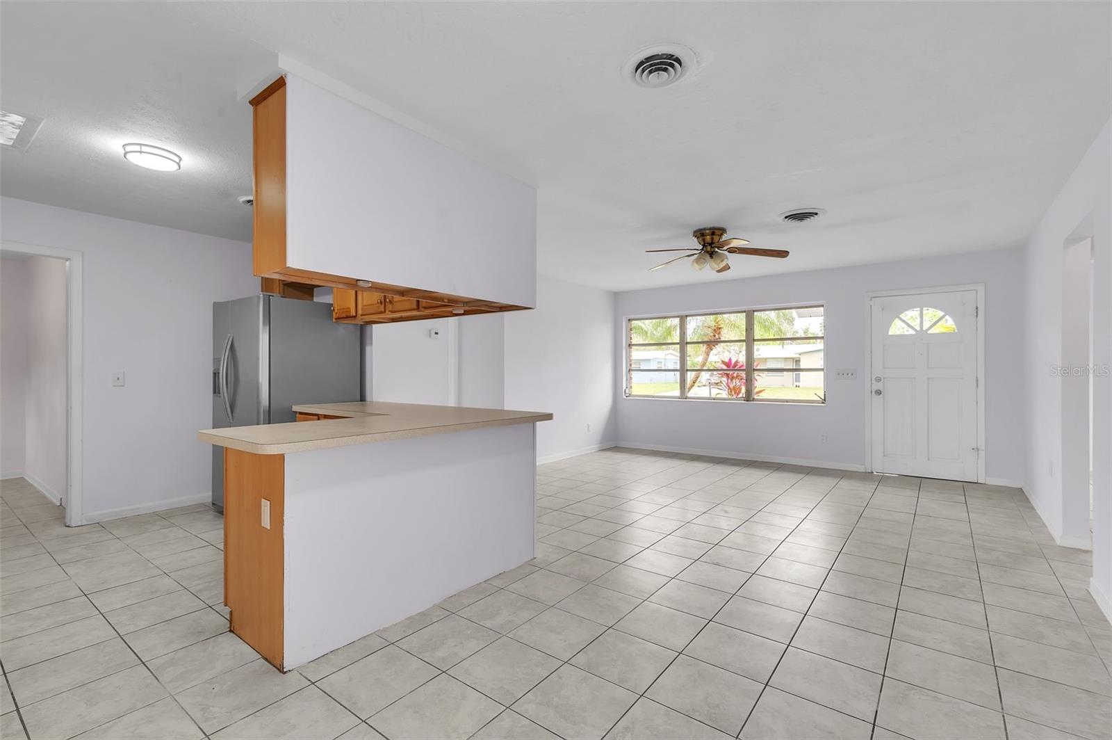 1305 ESTRIDGE DRIVE