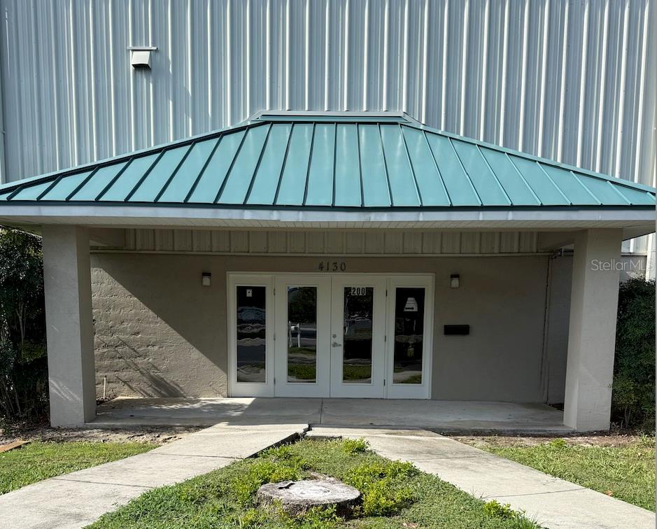 Fresh single room office with restroom. Rent $1,000/month plus state sales tax. Gross Lease rate with utilities included. Immediate occupancy.