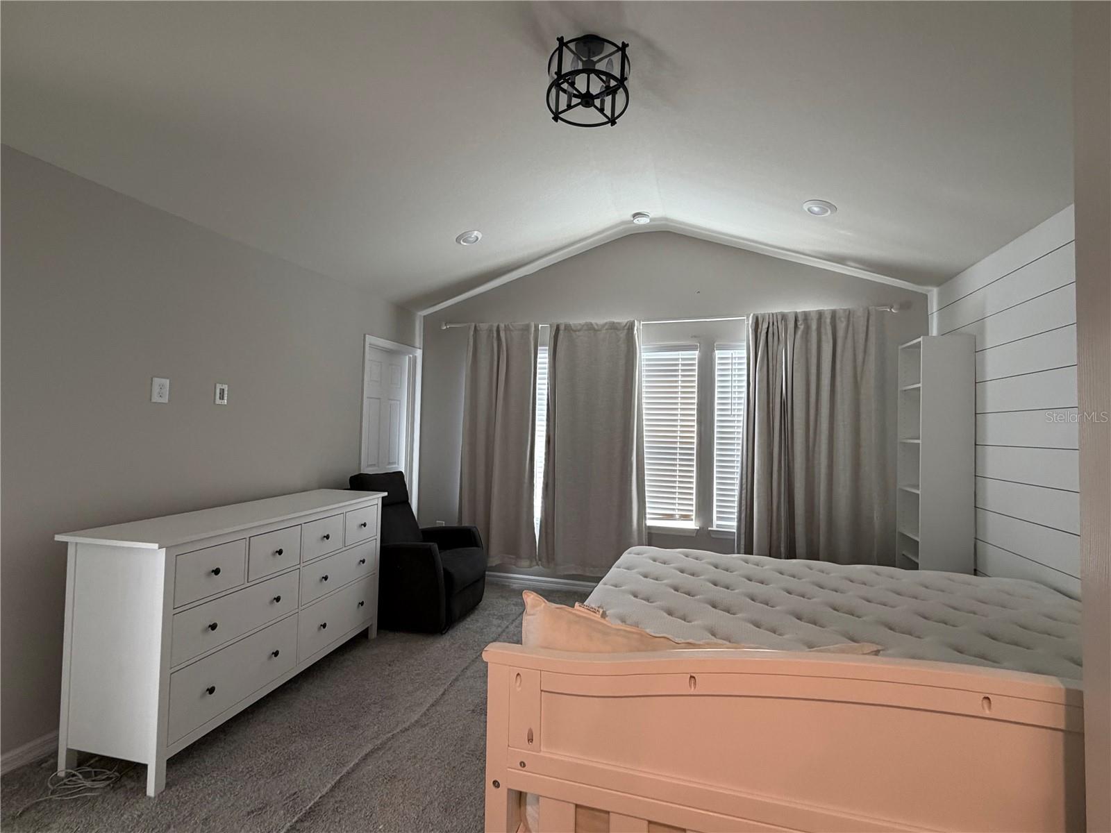 SOMERSET XINGS - Residential Lease