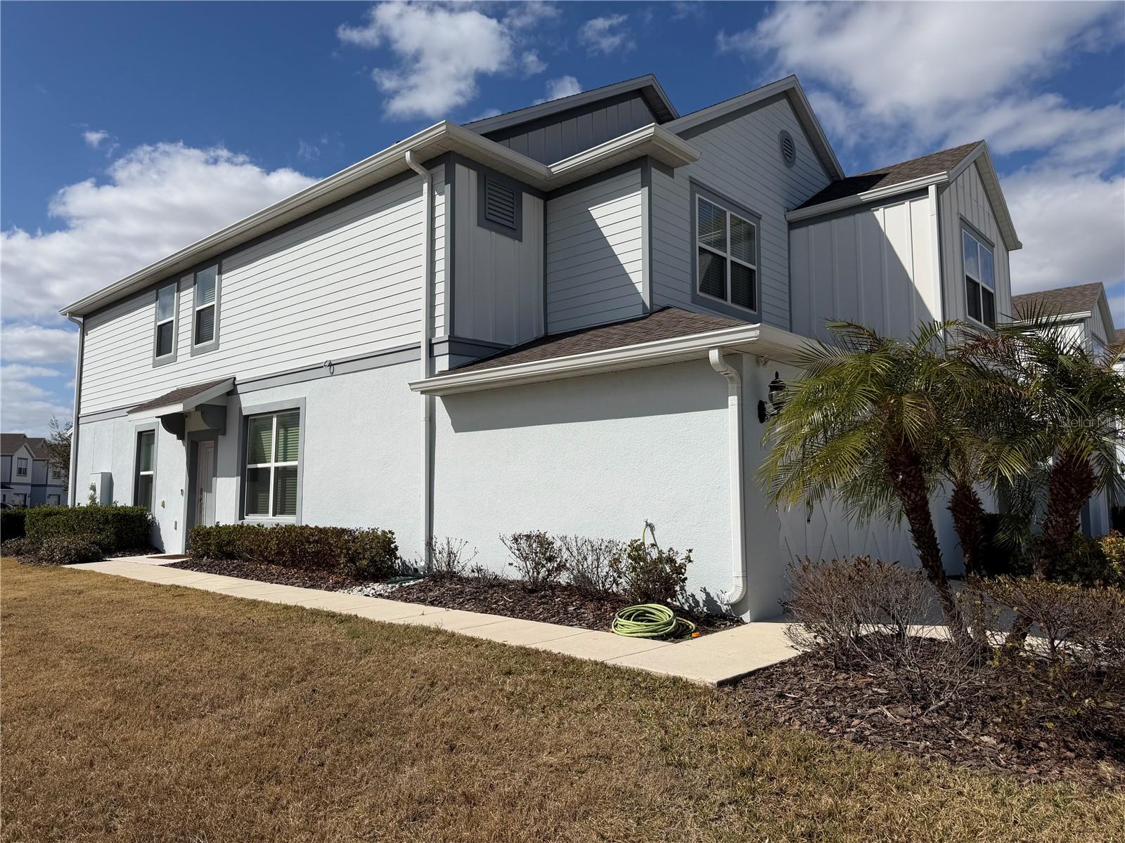 SOMERSET XINGS - Residential Lease