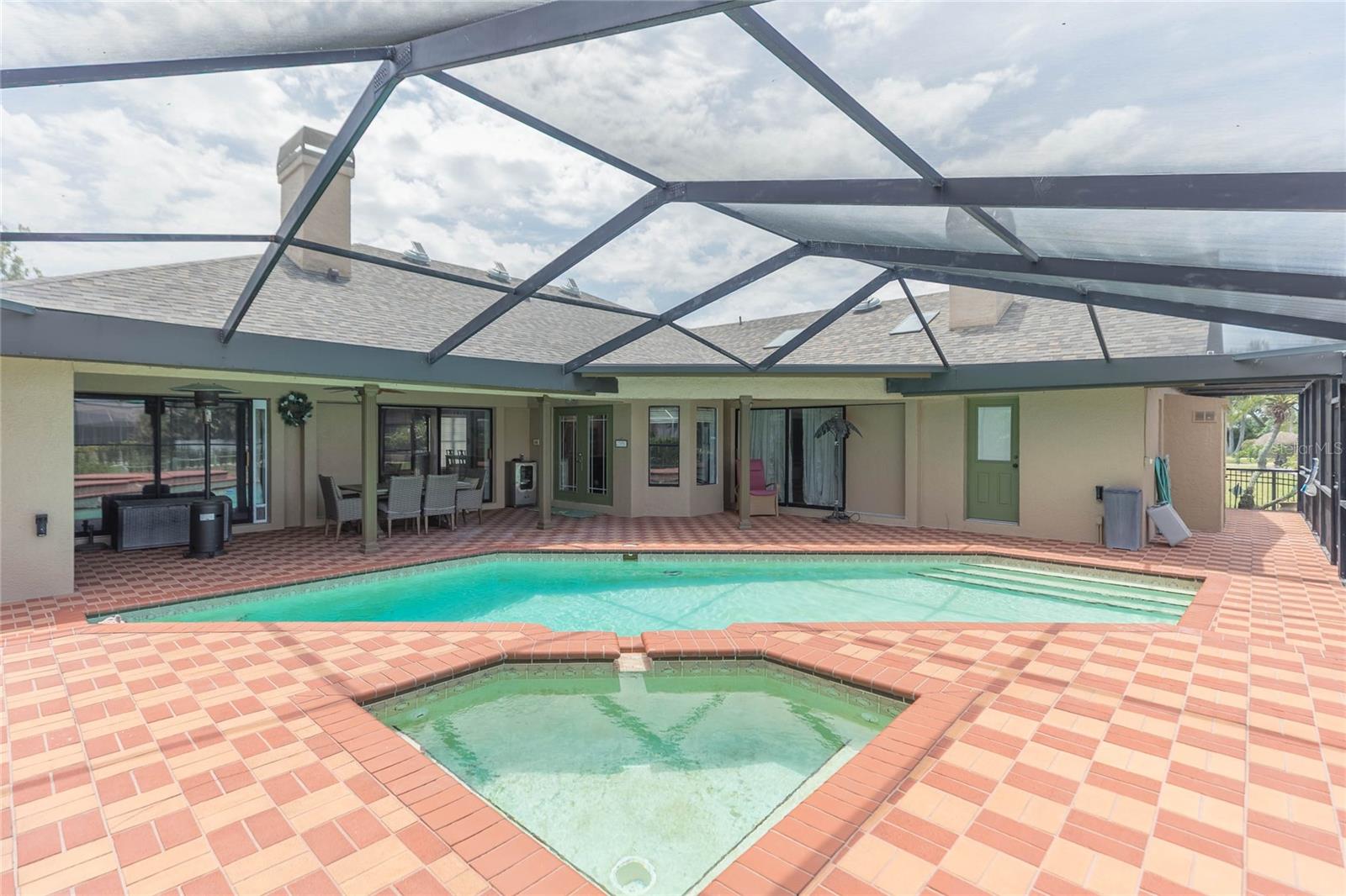 COBIA CAY - Residential