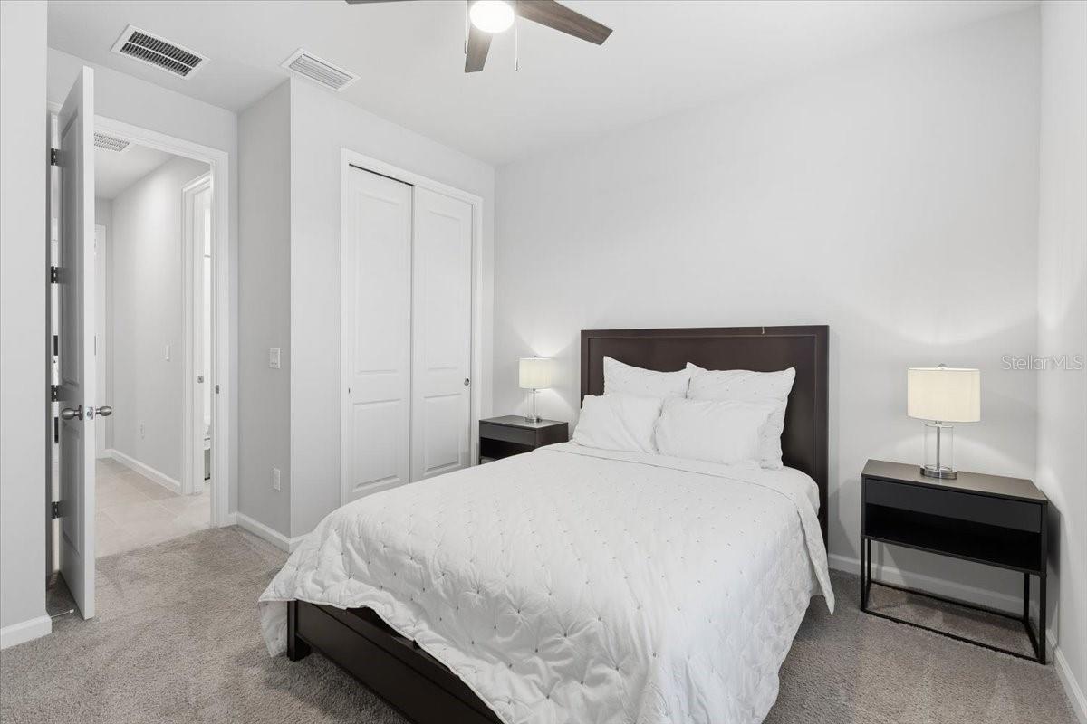 RENAISSANCE/WEST VLGS PH 2B & - Residential Lease