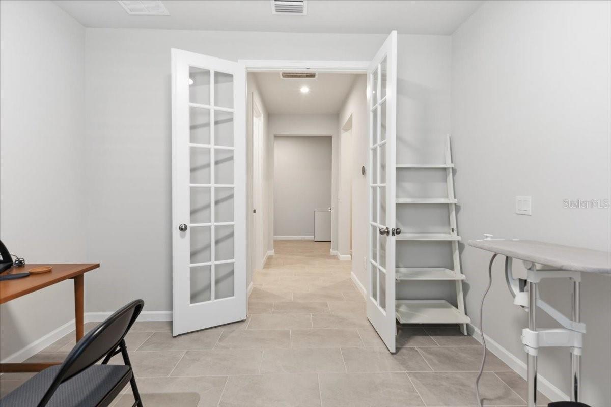 RENAISSANCE/WEST VLGS PH 2B & - Residential Lease