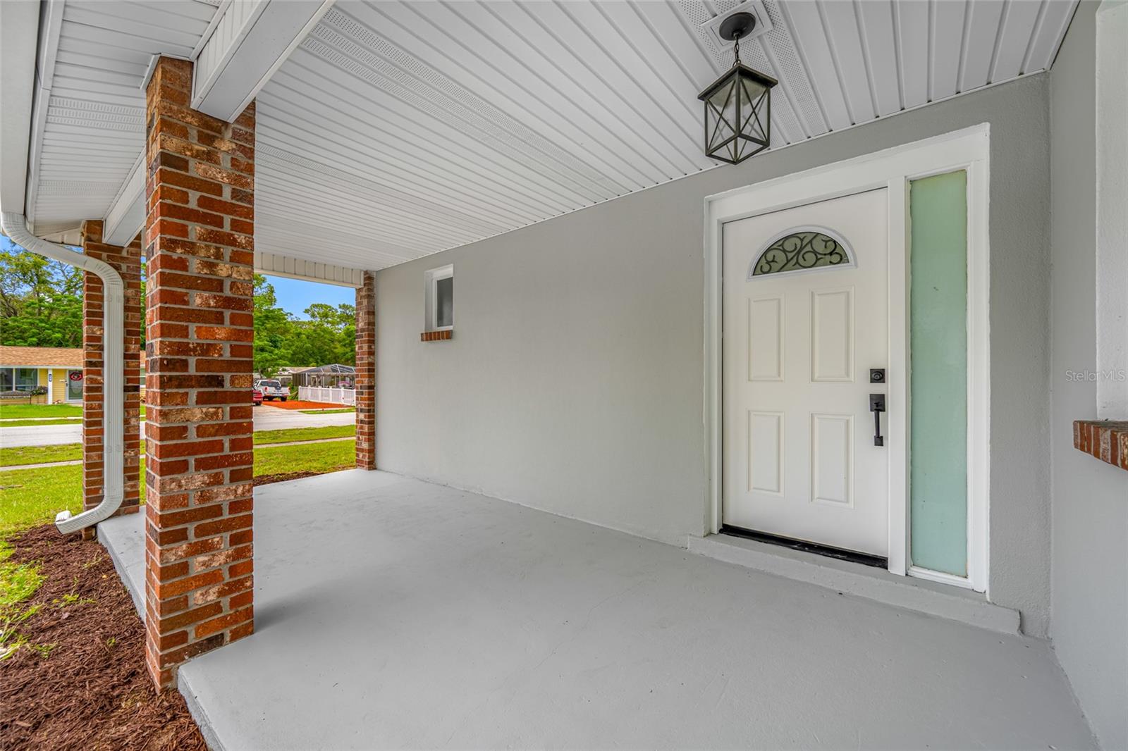 4313 RIVIERA COURT