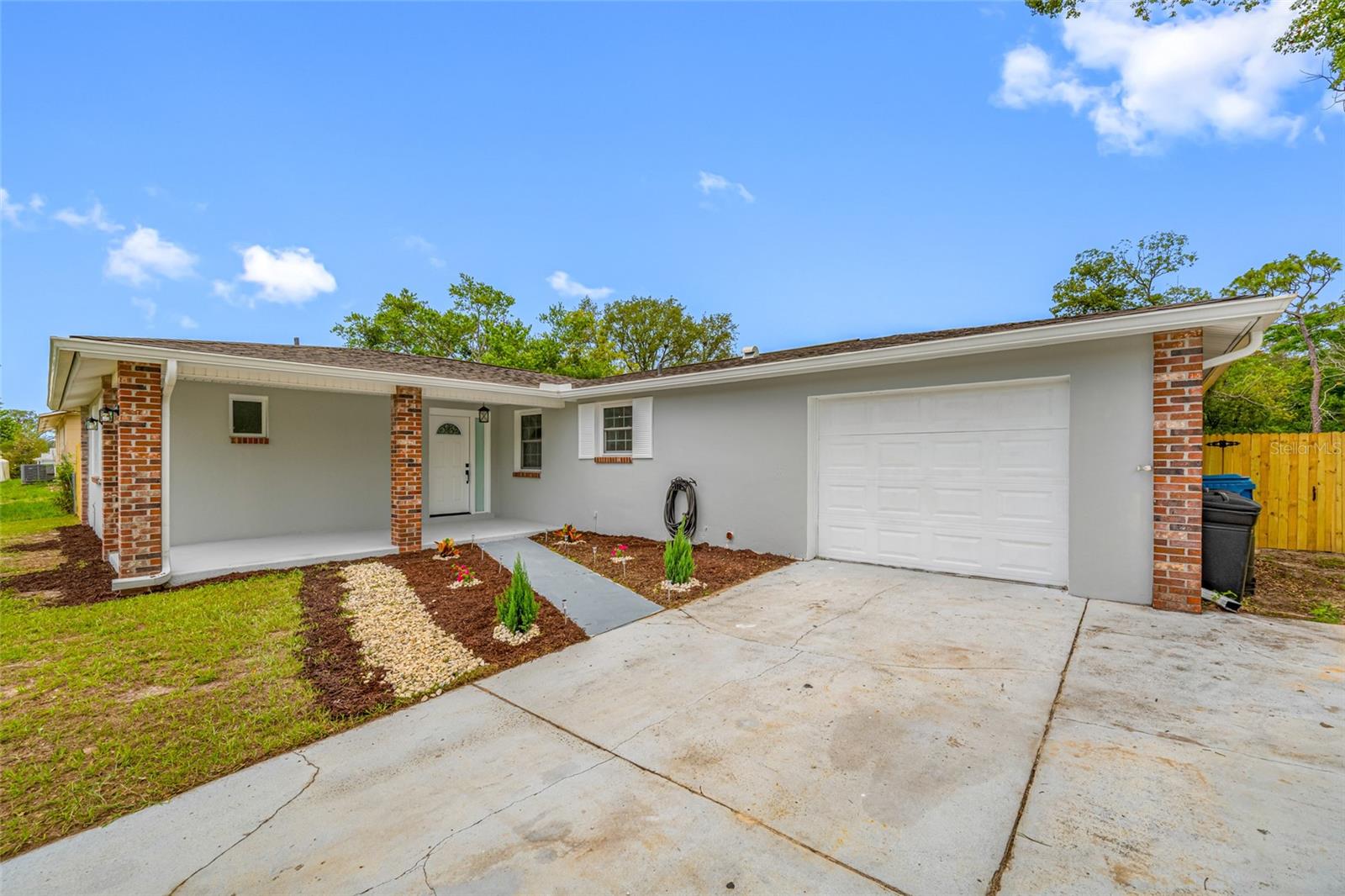 4313 RIVIERA COURT