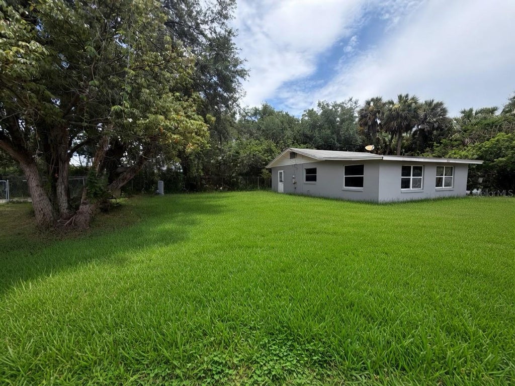 Photo of 3312 W 5th Street, Sanford, FL 32771 (MLS # V4949594)