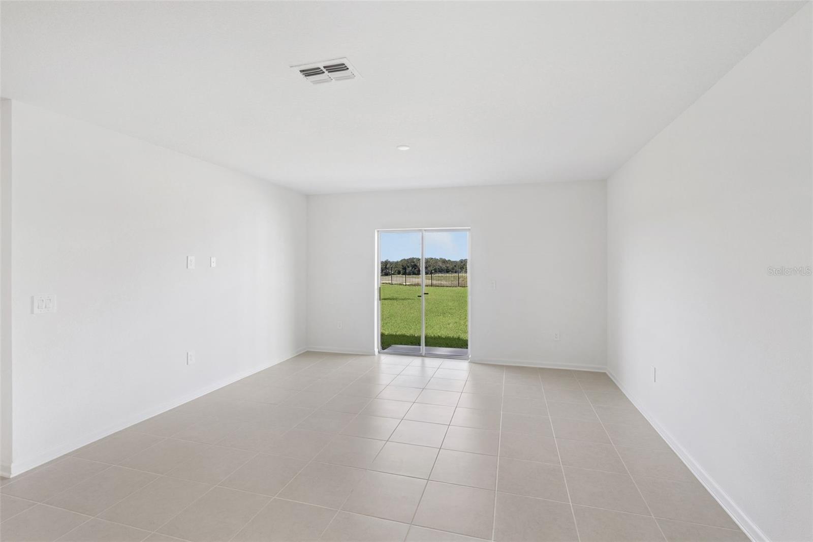 WATERSTONE 40S - Residential Lease