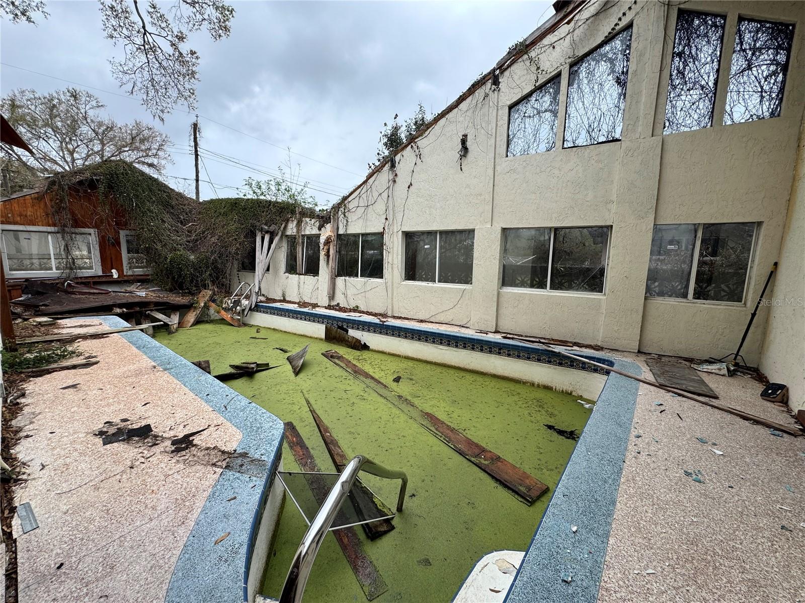 INWOOD - Residential