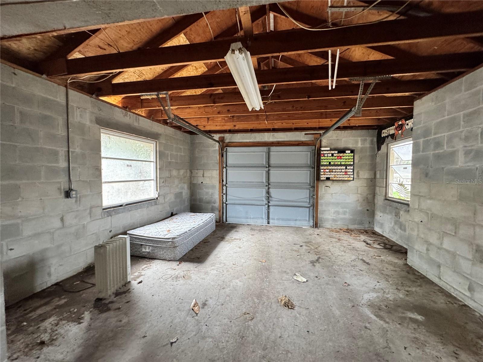 INWOOD - Residential