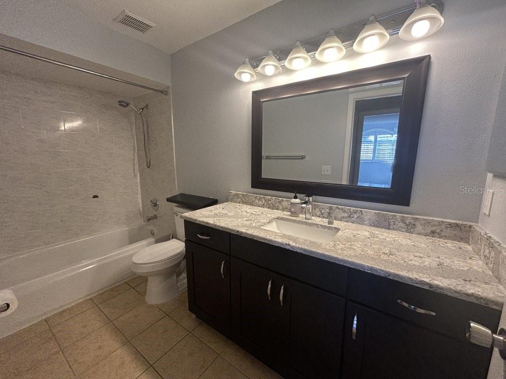 BROOKFIELD - Residential