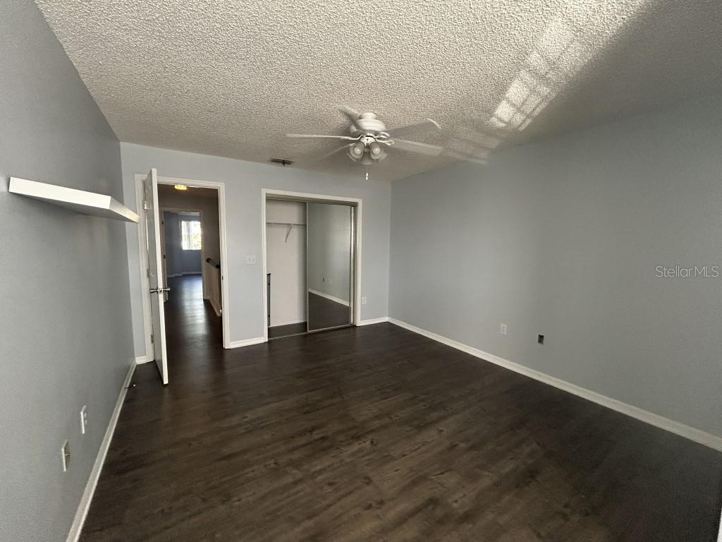 BROOKFIELD - Residential