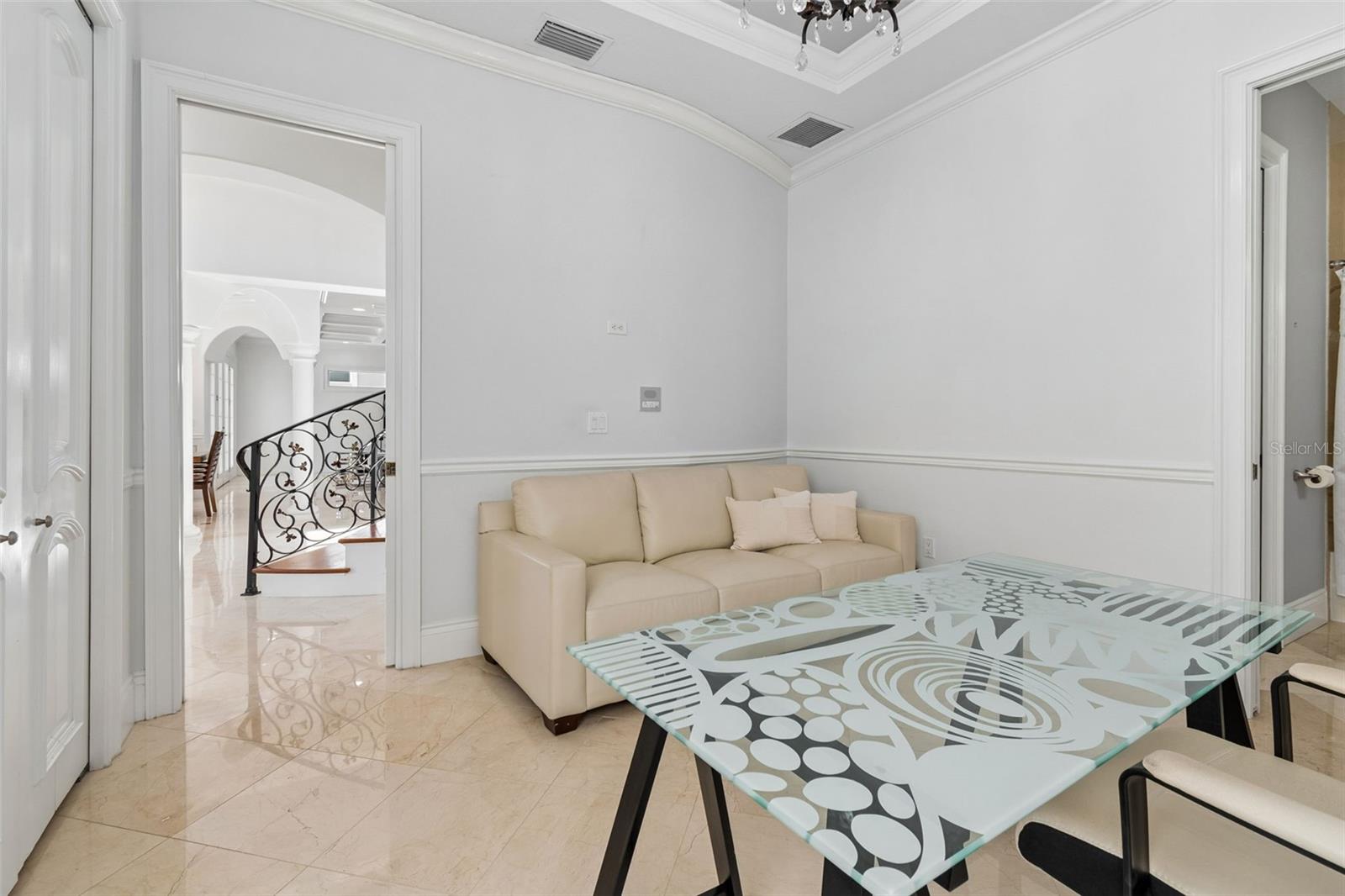 BAYHILL ESTATES - Residential