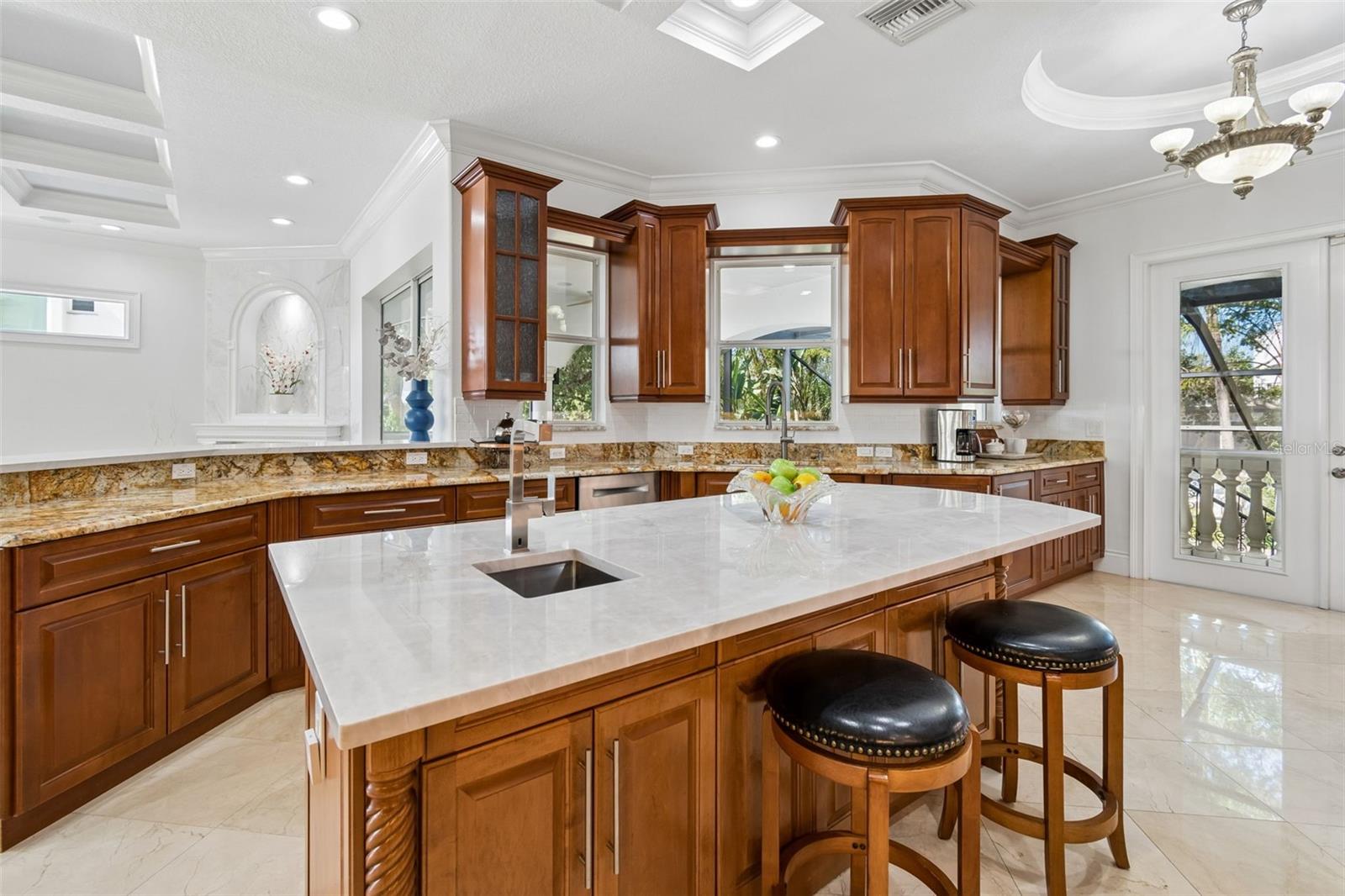 BAYHILL ESTATES - Residential