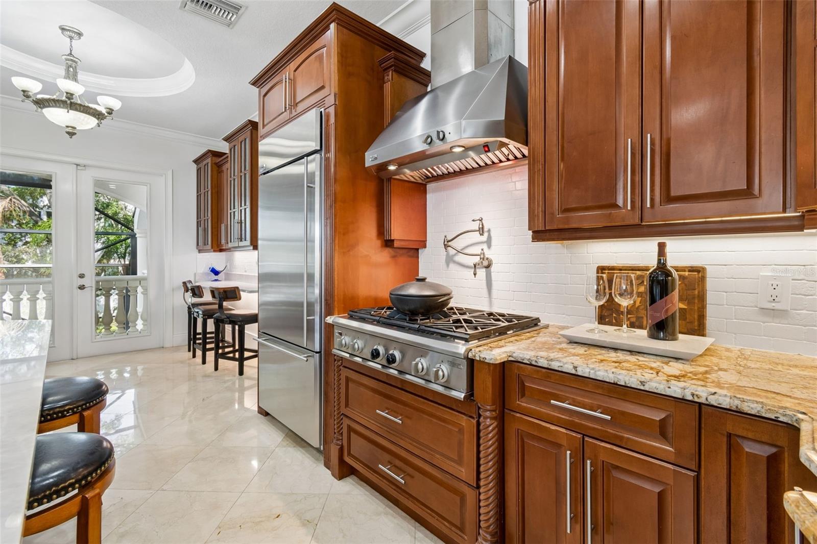 BAYHILL ESTATES - Residential