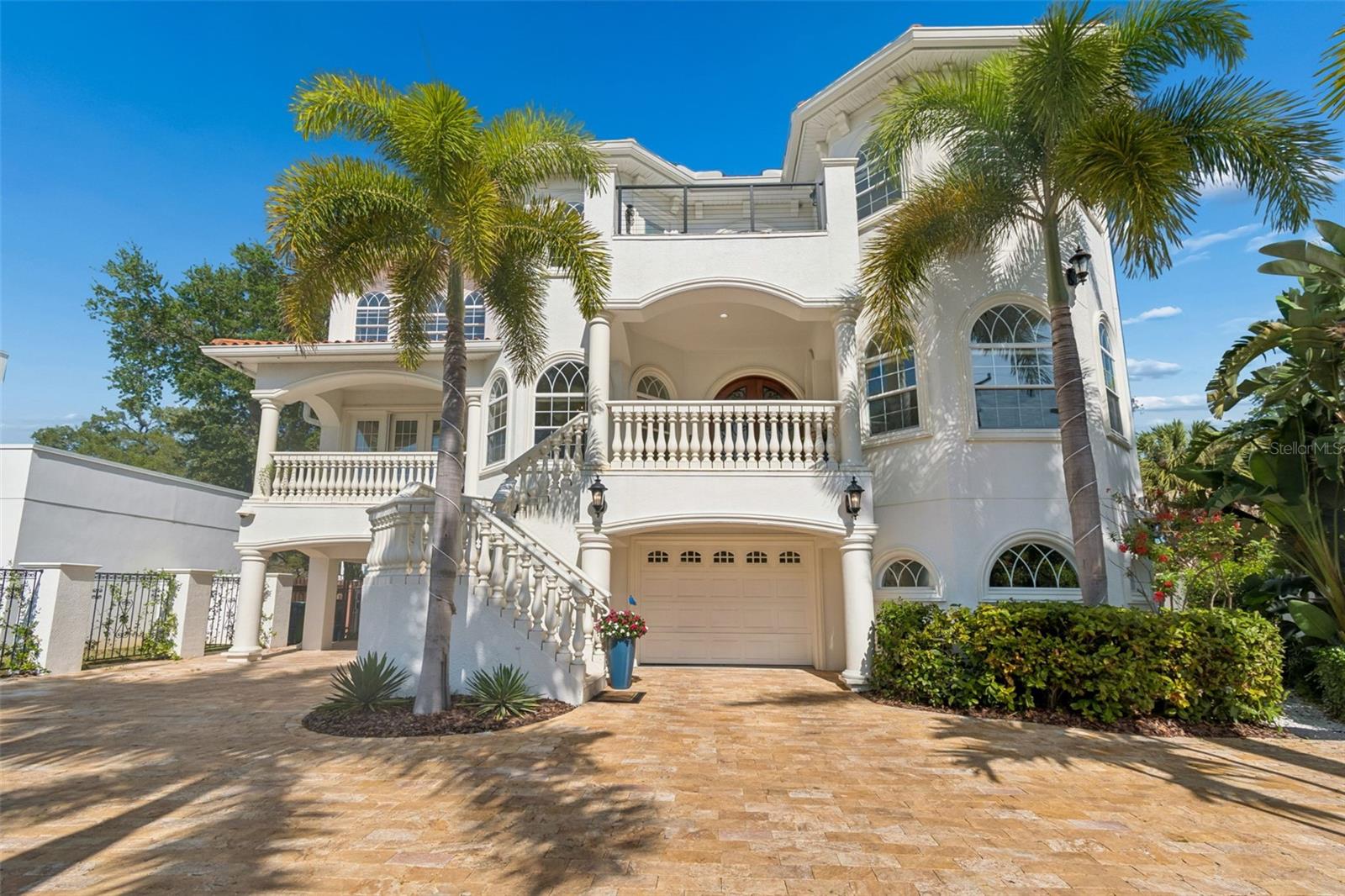 BAYHILL ESTATES - Residential