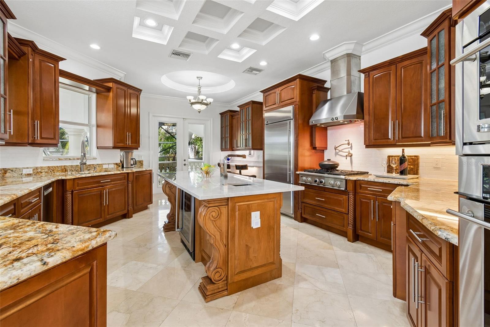 BAYHILL ESTATES - Residential