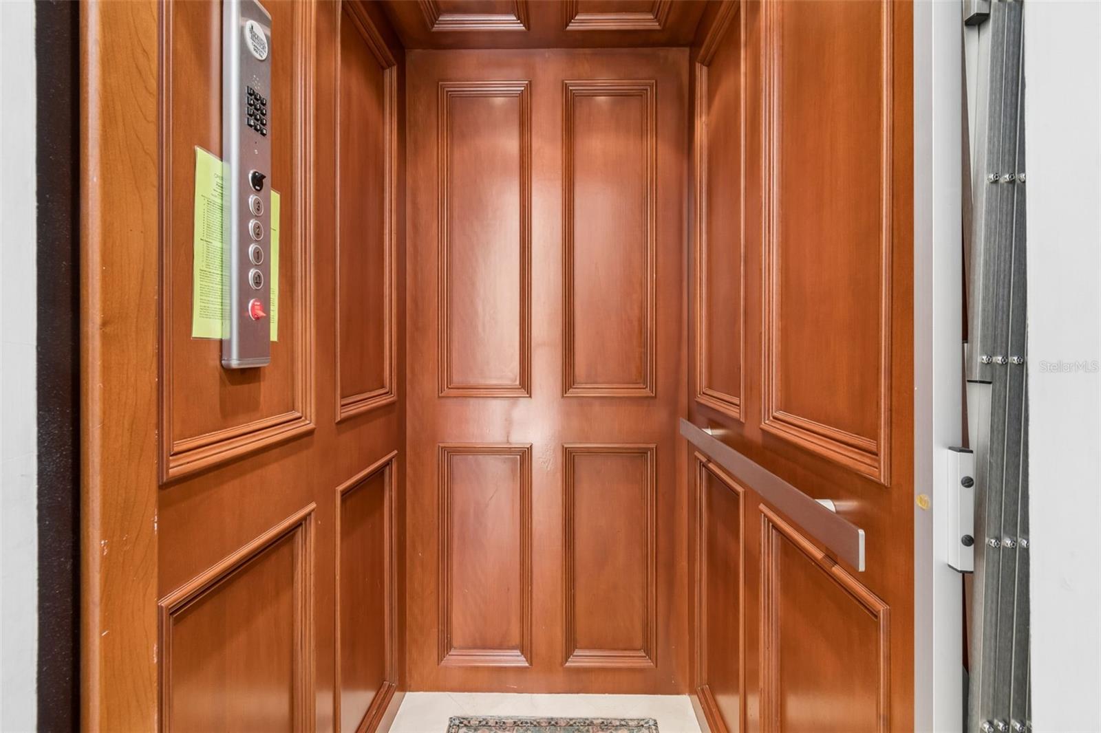 BAYHILL ESTATES - Residential