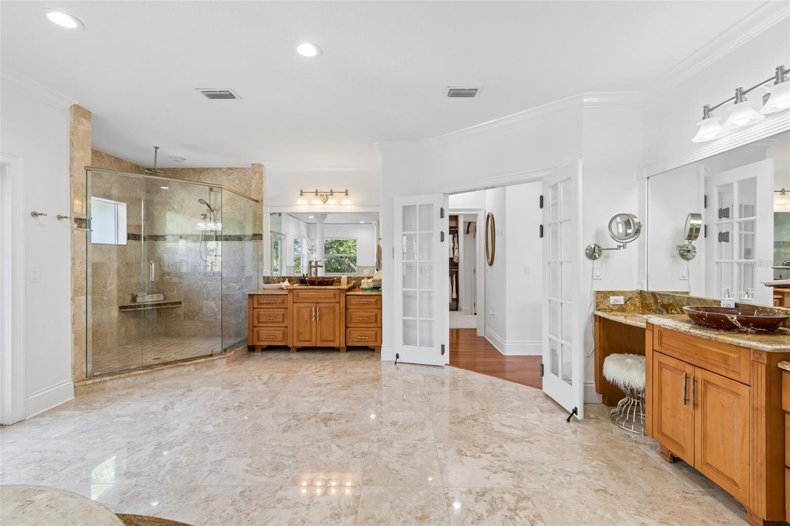 BAYHILL ESTATES - Residential