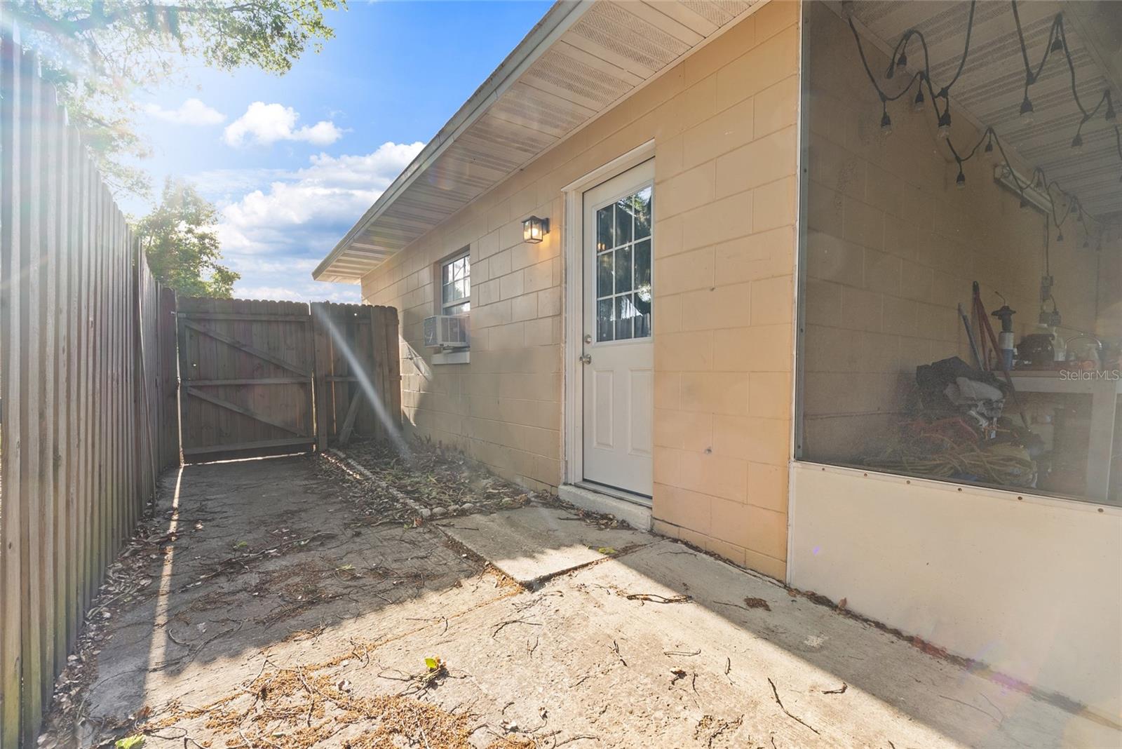 SANDALWOOD - Residential