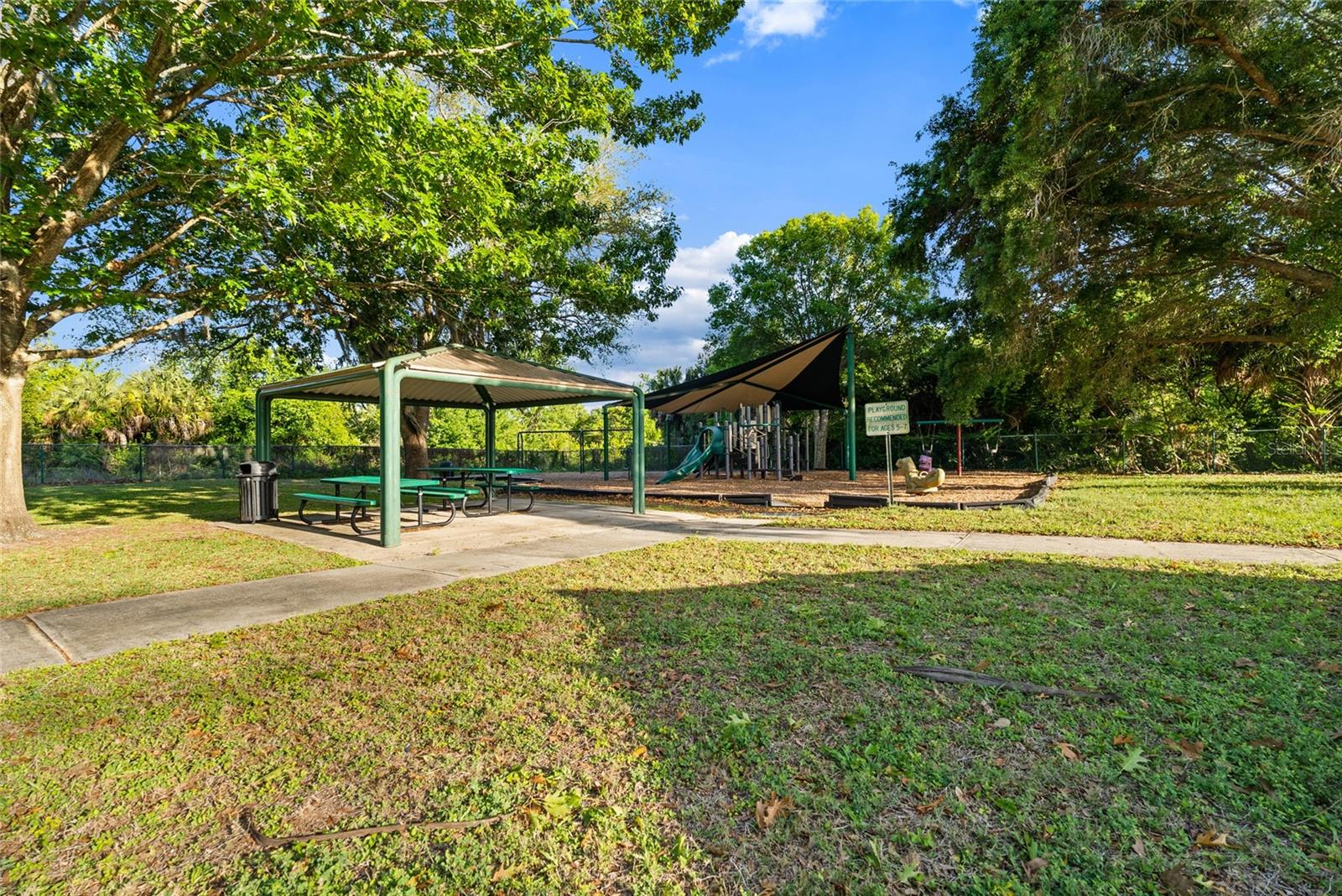 SANDALWOOD - Residential