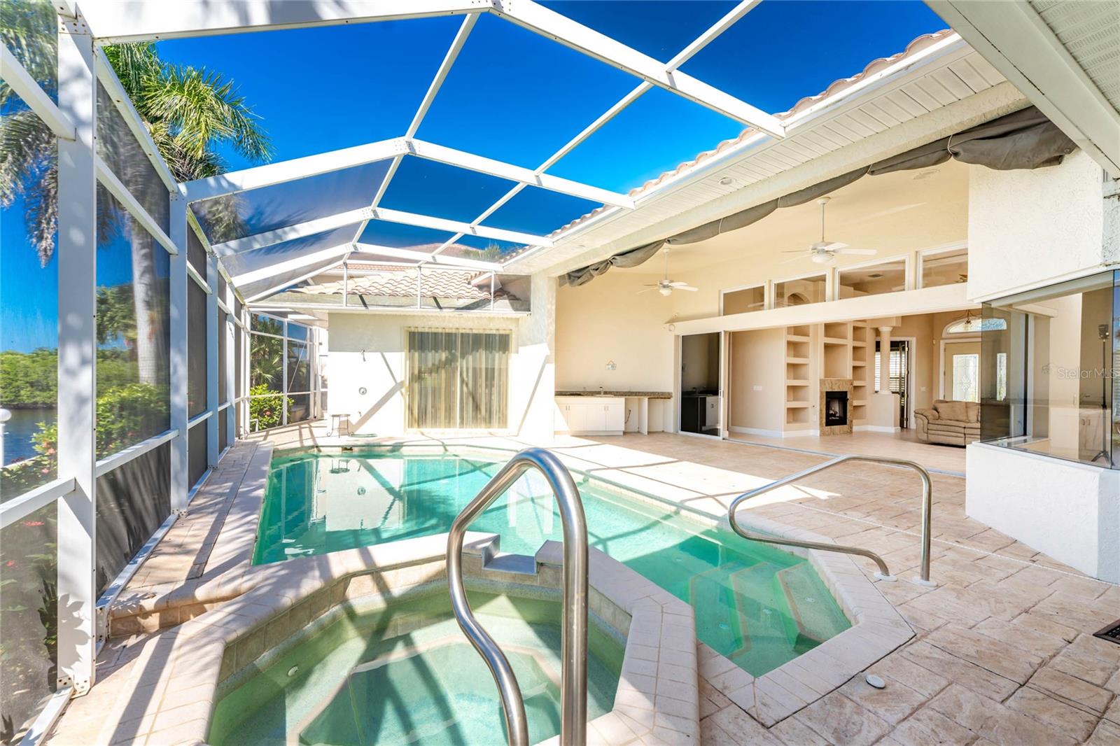 PUNTA GORDA ISLES SEC 15 - Residential