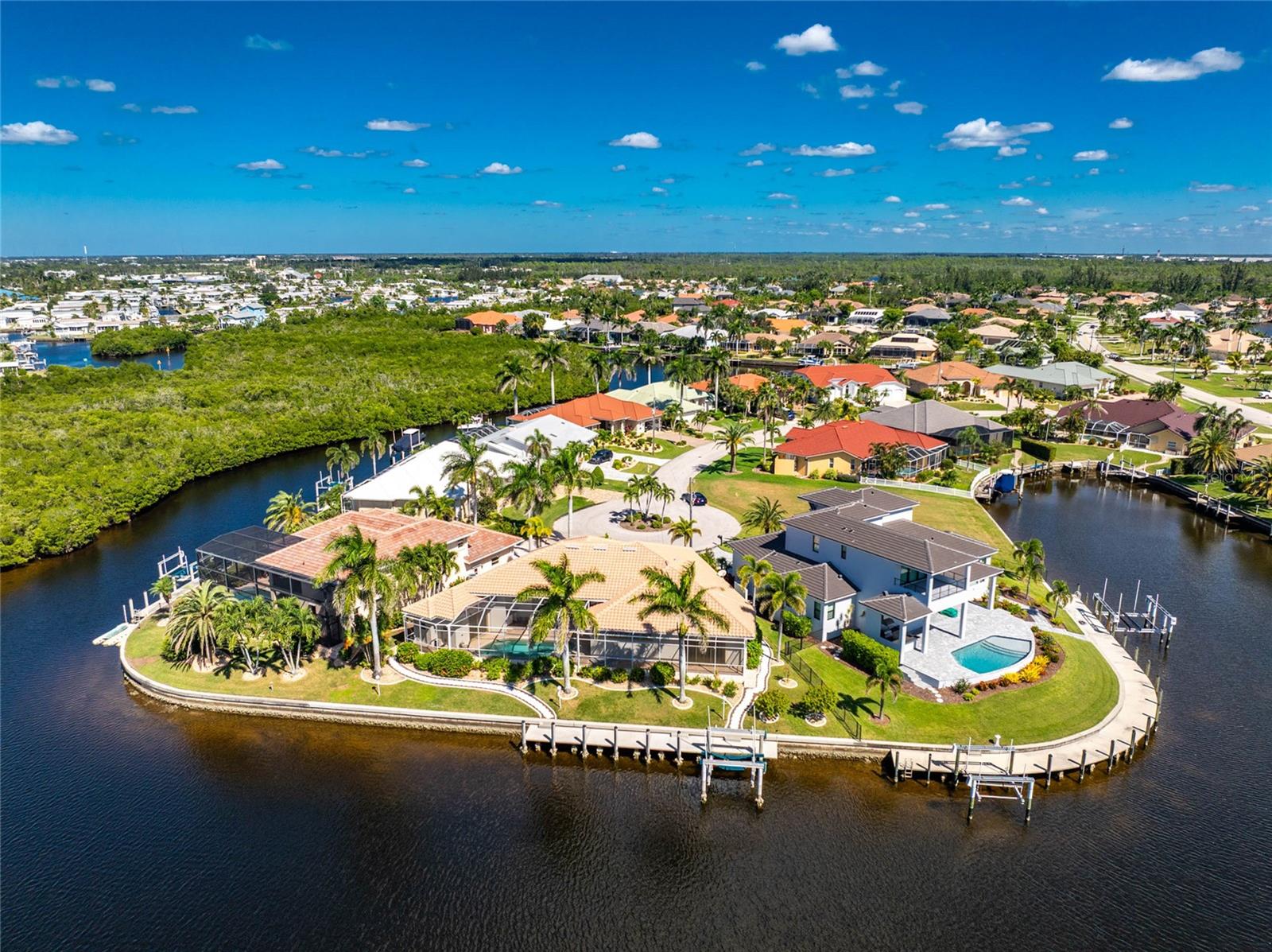 PUNTA GORDA ISLES SEC 15 - Residential