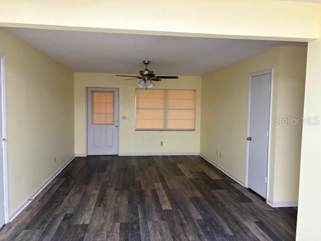 CIRCLE SQUARE WOODS - Residential