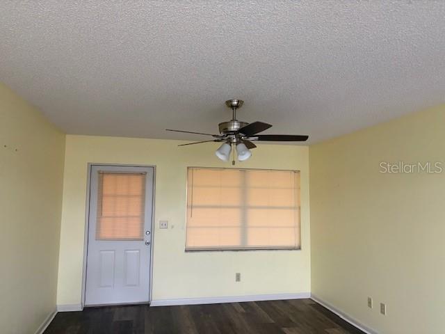 CIRCLE SQUARE WOODS - Residential