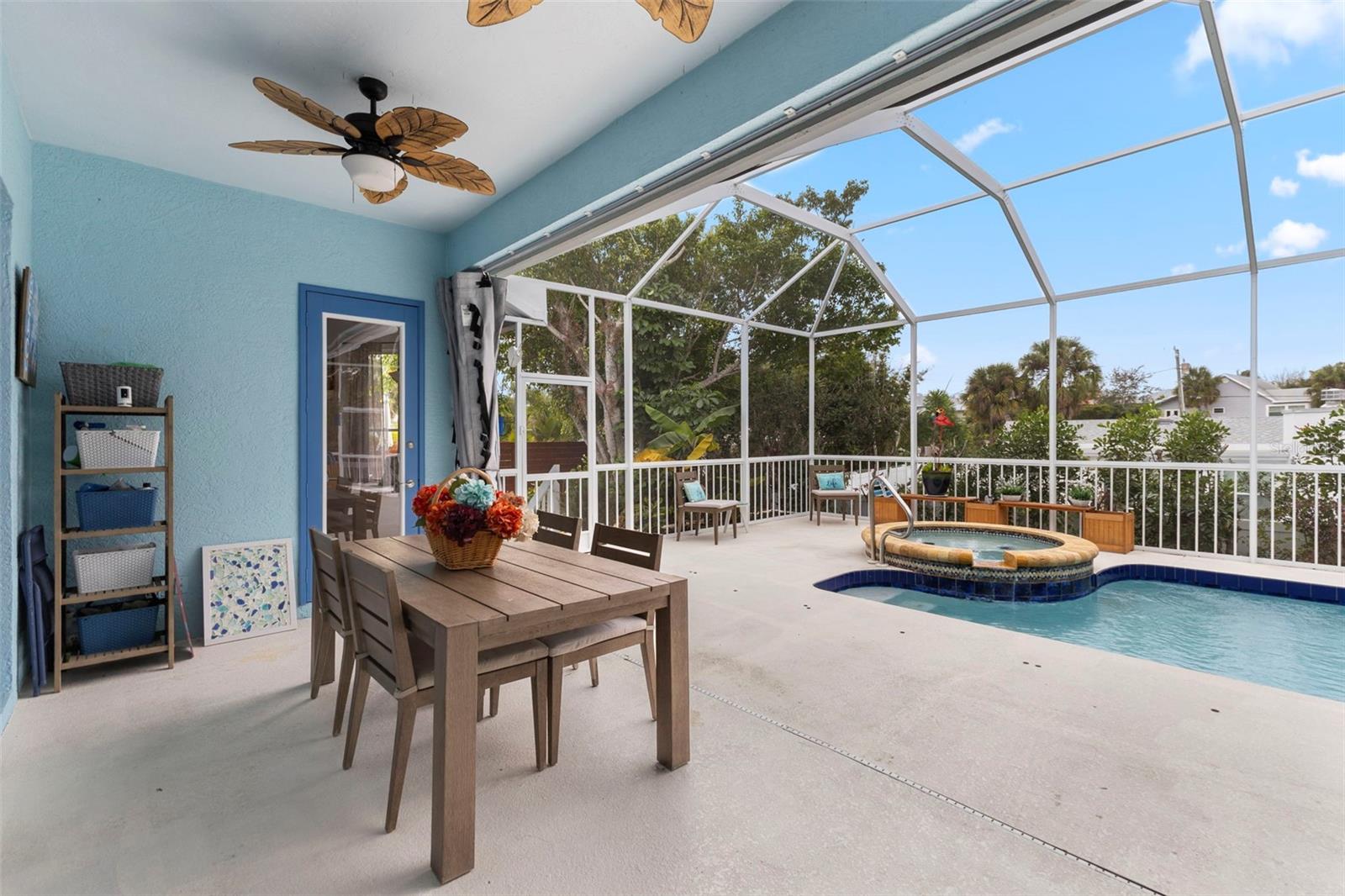 SARASOTA BEACH - Residential