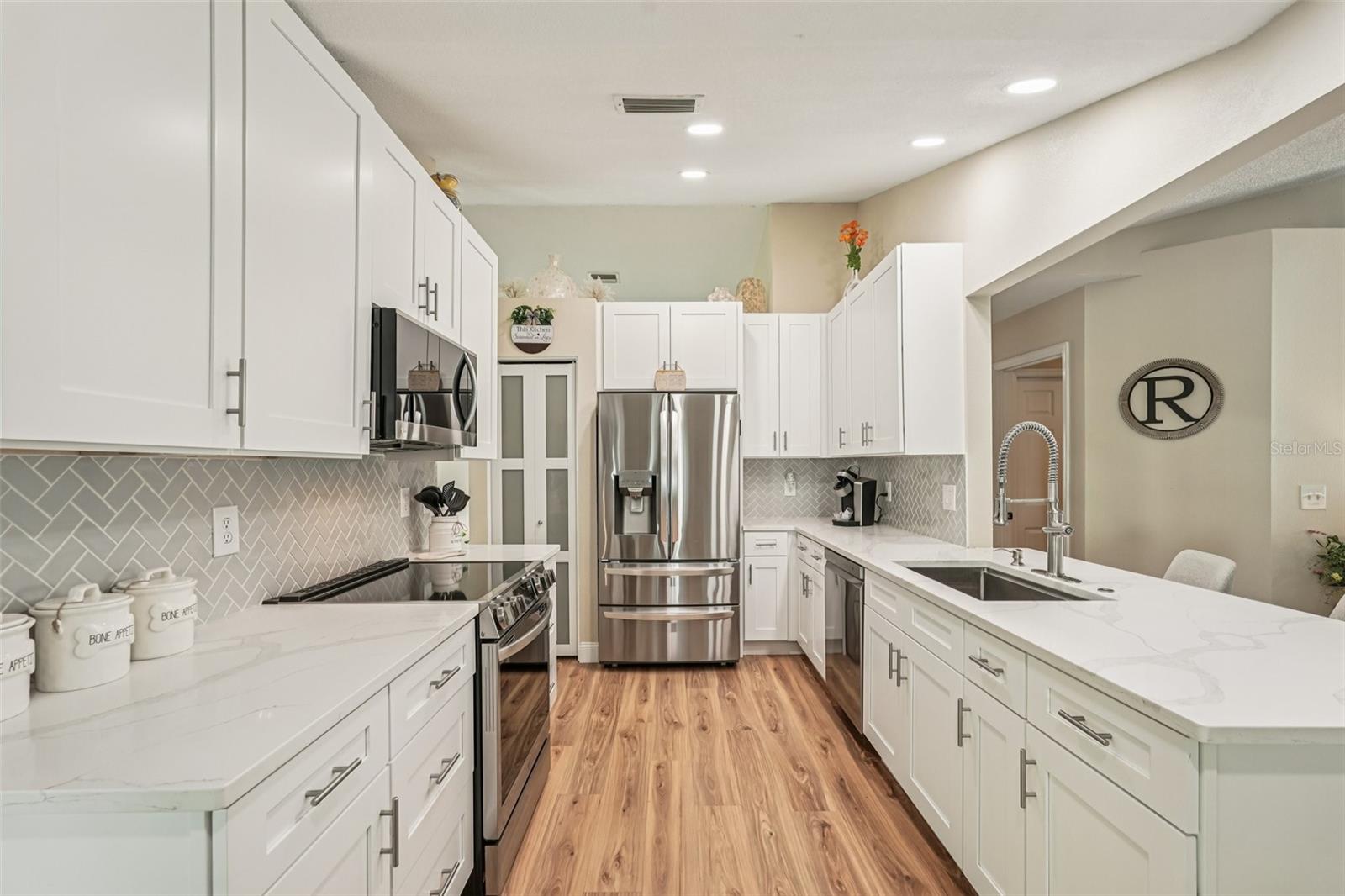 PADDOCKS WEST - Residential